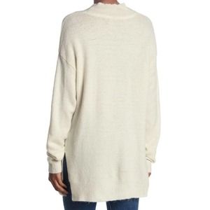 RDI Deep V-Neck Tunic Sweater NEW Ivory Pearl Knit Pullover Size Medium